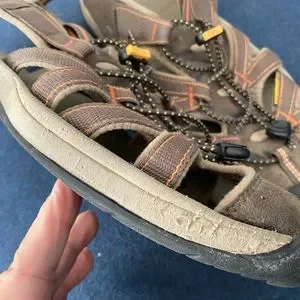 Keen | Shoes | Keen Waterproof Sandals Size 4 Used Condition  display picture 3